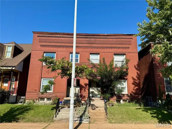 2137 California AVE, St Louis, MO 63104