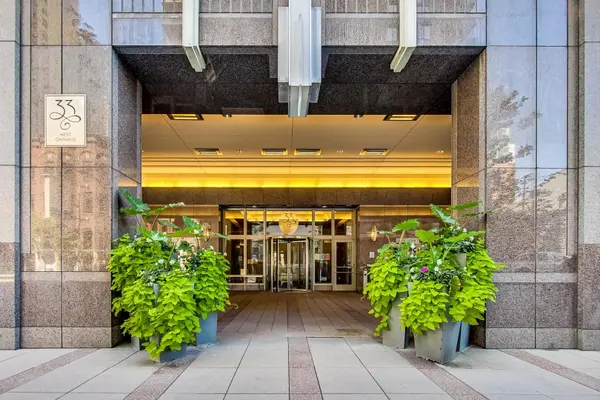 33 W ONTARIO ST #56G, Chicago, IL 60654