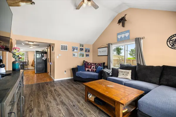 4952 E 3150 North RD, Streator, IL 61364