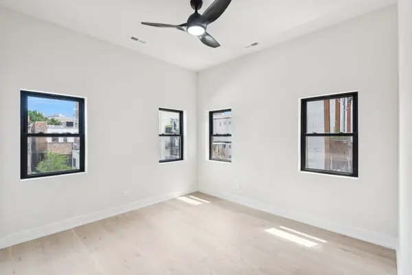 3641 N Wilton AVE #3, Chicago, IL 60613