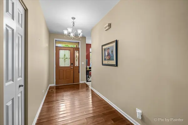 4780 Coyote Lakes CIR, Lake In The Hills, IL 60156