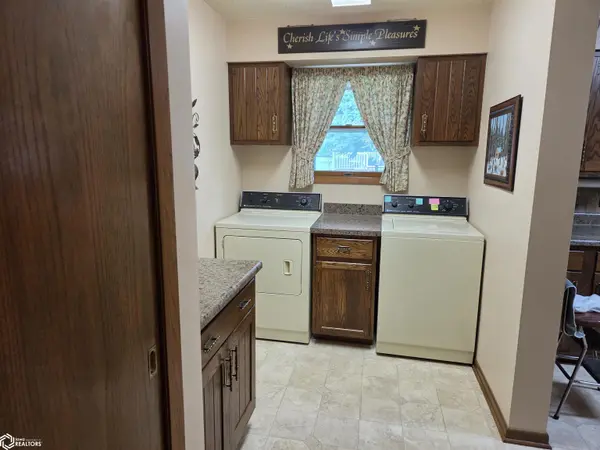 2010 E Lucas ST, Algona, IA 50511