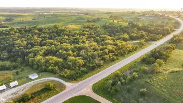 2390 Highway 44, Guthrie Center, IA 50115