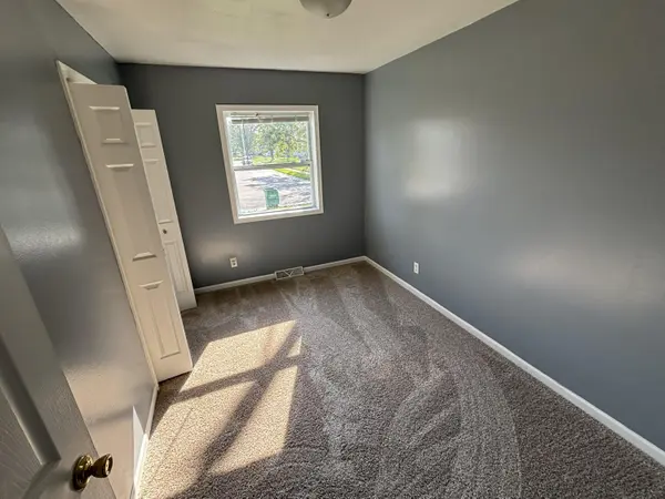6110 Johnson Street, Merrillville, IN 46410
