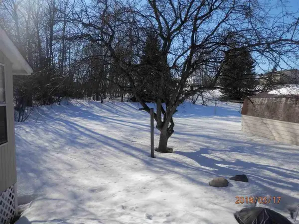 211 HAWKINS AVE, Coleraine, MN 55722