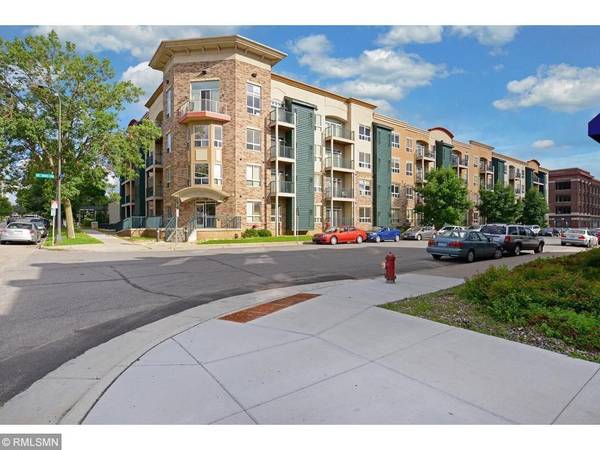 2600 University AVE SE #418, Minneapolis, MN 55414