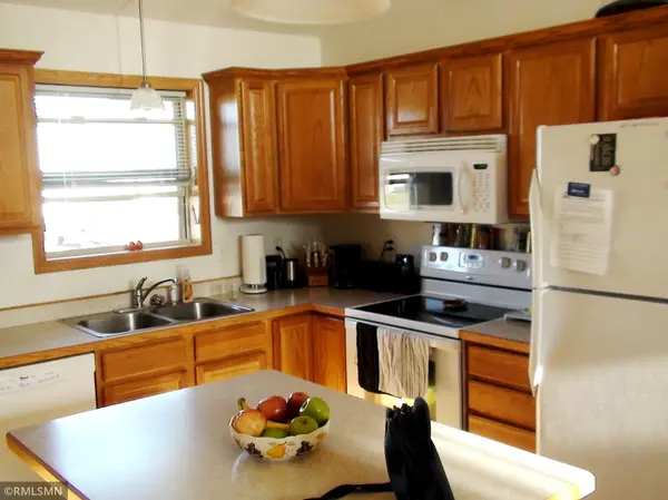 1543 Ponderosa LN, New Richmond, WI 54017