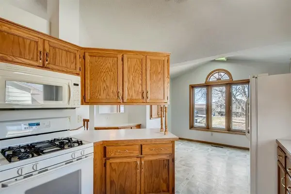 14430 Exley LN, Apple Valley, MN 55124