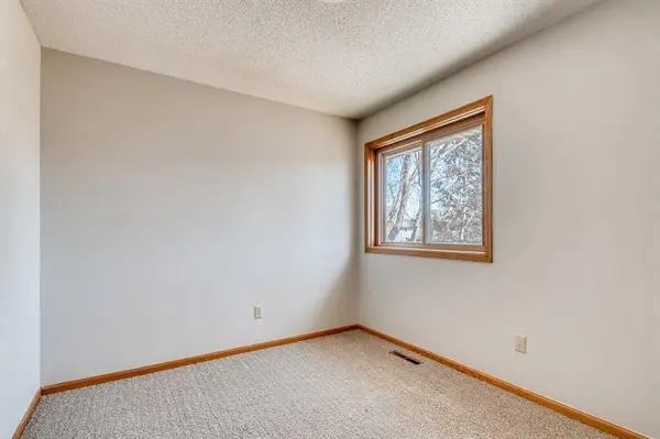 14430 Exley LN, Apple Valley, MN 55124