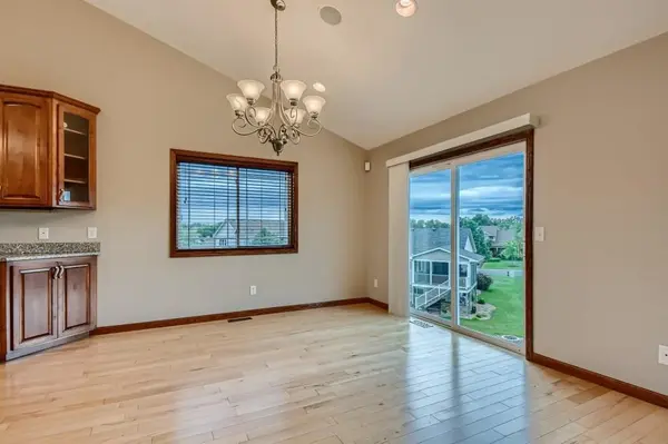 2318 Delina CIR, Lino Lakes, MN 55038