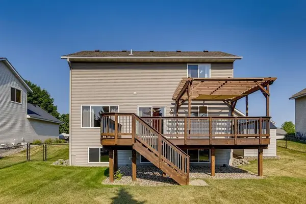 2134 Omega DR, Shakopee, MN 55379