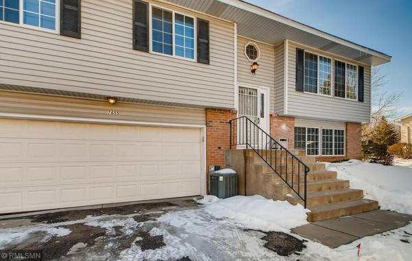 7655 Afton CT, Woodbury, MN 55125