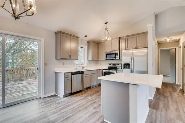 8906 Saint Croix RD, Woodbury, MN 55125