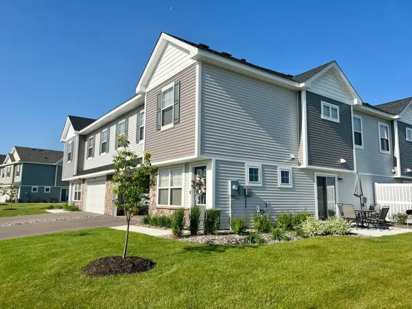 6102 Idette AVE S, Cottage Grove, MN 55016