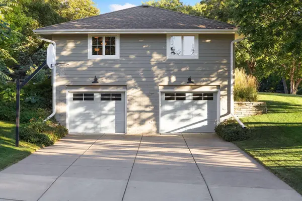 5025 Normandale CT, Edina, MN 55436