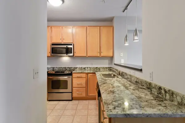 560 N 2nd ST #302, Minneapolis, MN 55401
