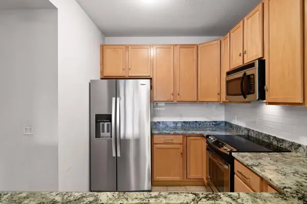 560 N 2nd ST #302, Minneapolis, MN 55401