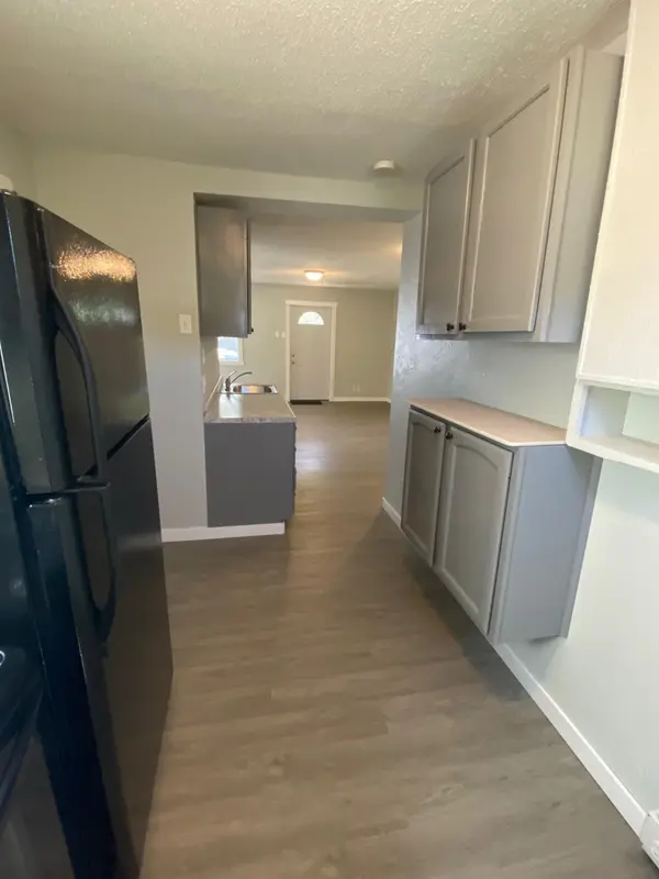 855 Broadway ST #B, Hammond, WI 54015