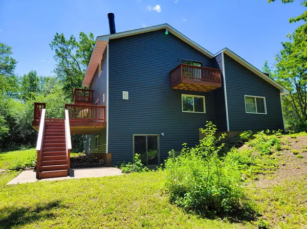 5743 Juneau LN N, Plymouth, MN 55446