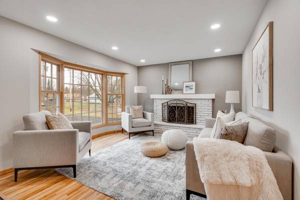 639 117th CIR NE, Blaine, MN 55434