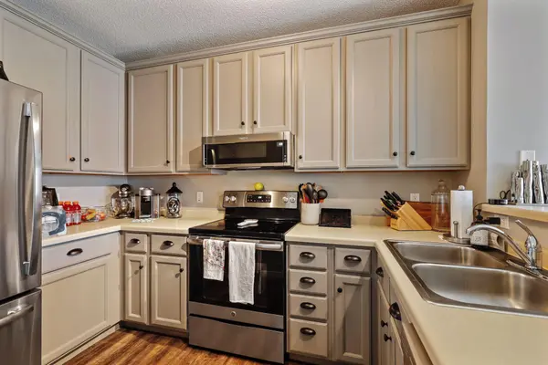 660 N 2nd ST #410, Minneapolis, MN 55401