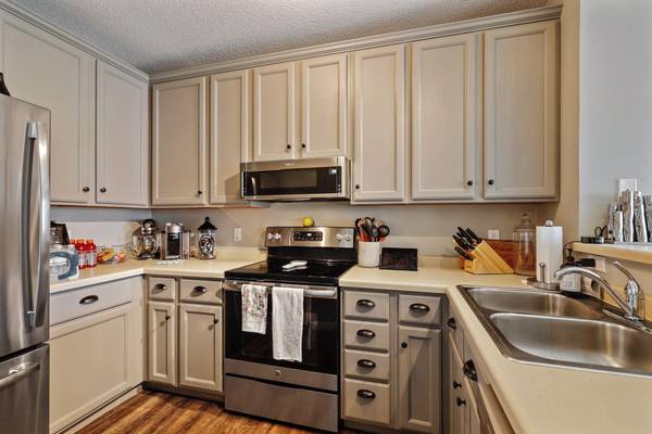 660 N 2nd ST #410, Minneapolis, MN 55401