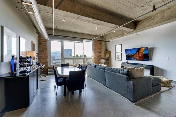 901 N 3rd ST #413, Minneapolis, MN 55401