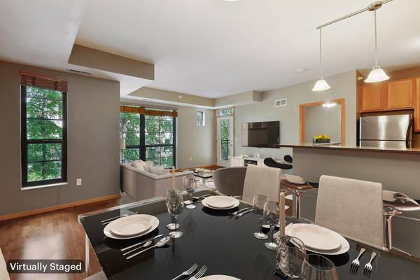 2565 Franklin AVE #213, Saint Paul, MN 55114