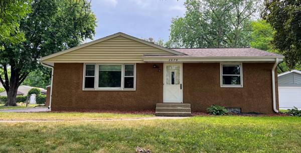 2674 Matilda ST, Roseville, MN 55113
