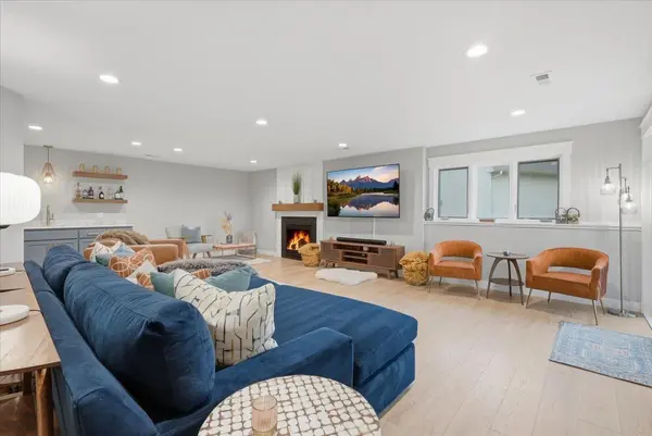 1647 Valley Quail DR, River Falls, WI 54022