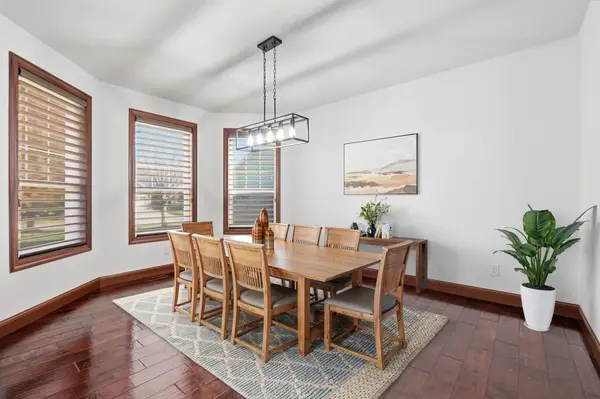 3829 Pascolo BND, Chaska, MN 55318