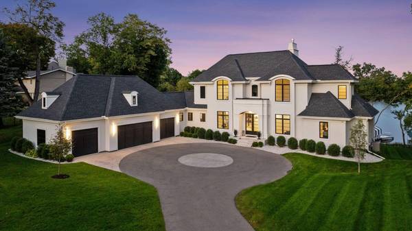 940 N Arm DR, Orono, MN 55364