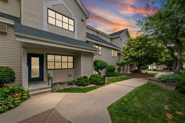 7618 York AVE S #1218, Edina, MN 55435