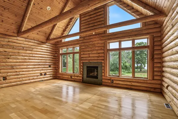 6294 Otter Lake RD, Lino Lakes, MN 55110