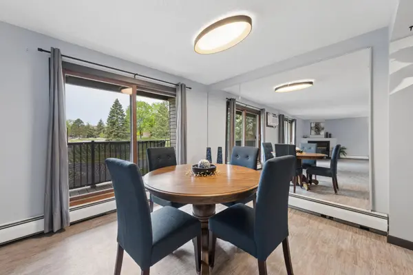 3440 Golfview DR #121, Eagan, MN 55123