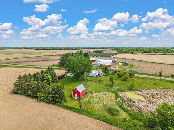 37320 Oriole AVE, Lindstrom, MN 55045