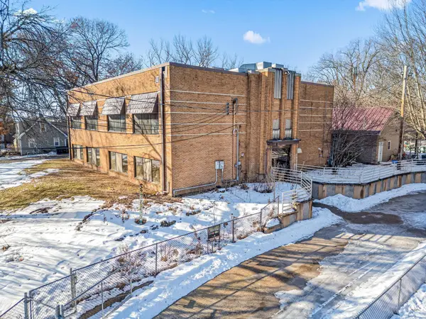 1709/1695 Mcknight RD N, Maplewood, MN 55109