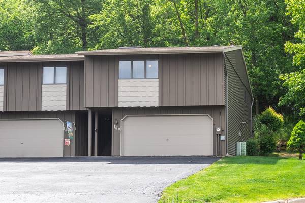 145 Kingswood DR, Red Wing, MN 55066