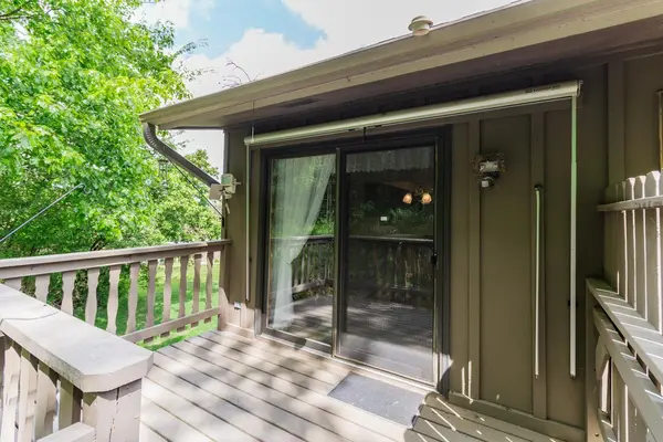 145 Kingswood DR, Red Wing, MN 55066