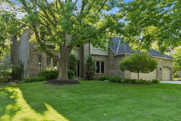 4325 Rosewood LN N, Plymouth, MN 55442