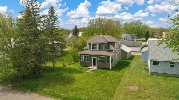465 4th AVE S, Isle, MN 56342