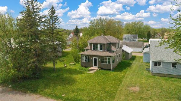 465 4th AVE S, Isle, MN 56342