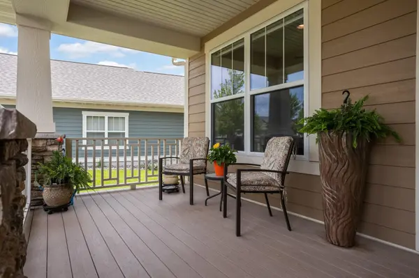 16322 Equestrian TRL, Lakeville, MN 55044