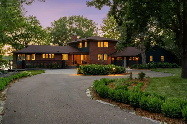 3369 Snelling AVE N,  Arden Hills,  MN 55112
