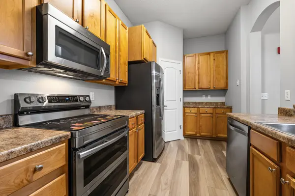 10075 City Walk DR #104, Woodbury, MN 55129