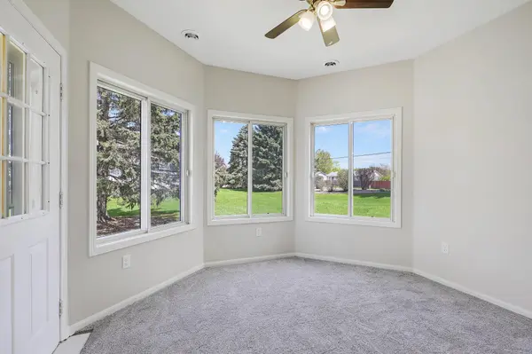 7592 Hinton Park AVE S, Cottage Grove, MN 55016