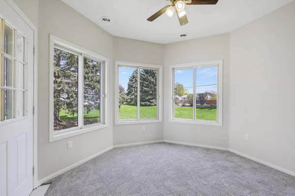 7592 Hinton Park AVE S, Cottage Grove, MN 55016