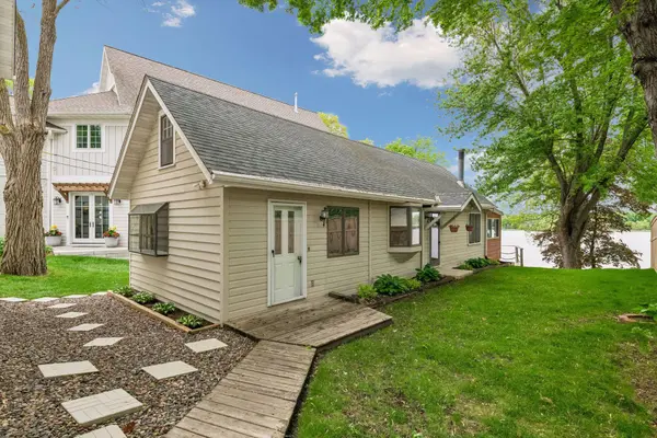 4936 Edgewater DR, Mound, MN 55364