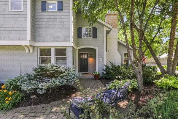 15 Maple Hill RD, Hopkins, MN 55343