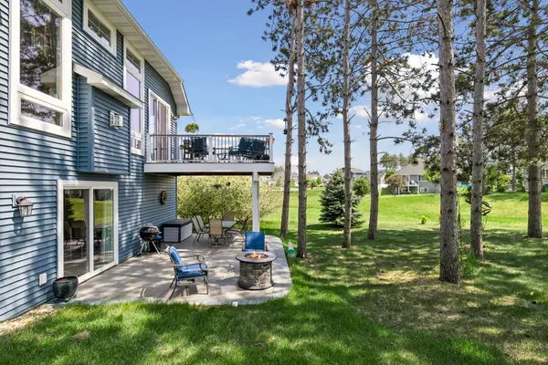 1316 Bluff Border RD, New Richmond, WI 54017